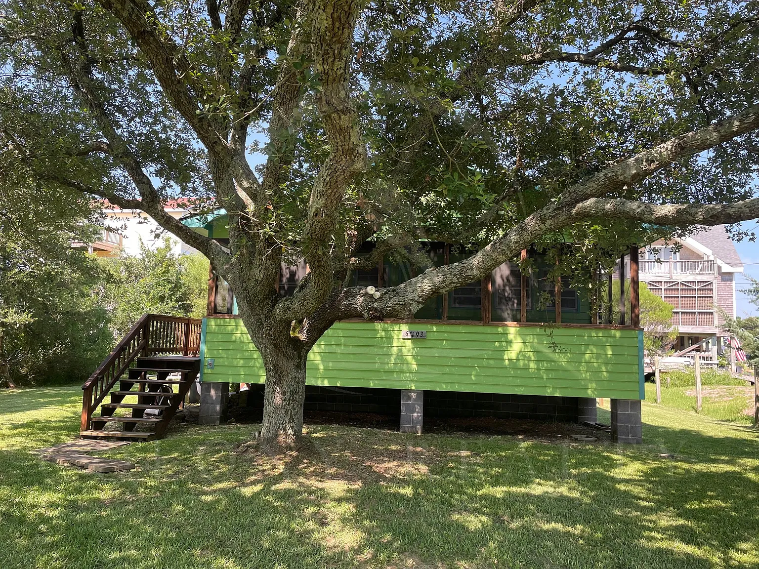 2 bed, 858 sqft, $1,700 — Photo 2