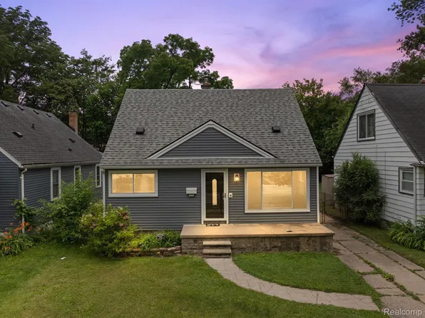 18655 Gaylord, Redford, MI 48240