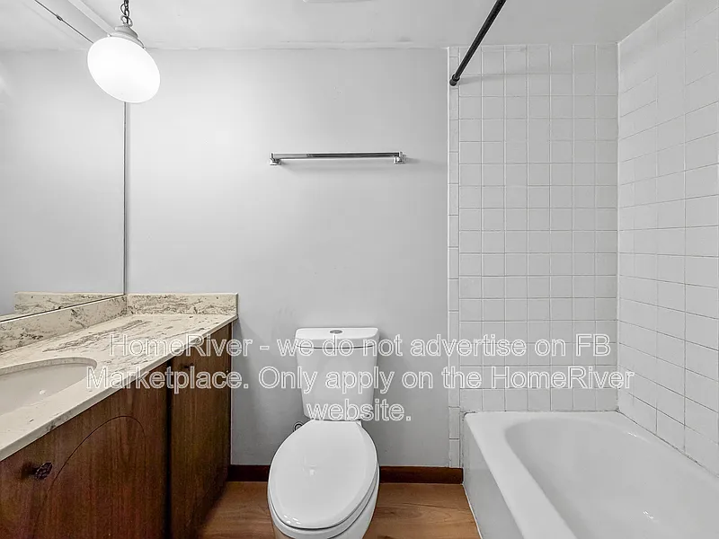 2 bed, 1.0 bath, $825 — Photo 3