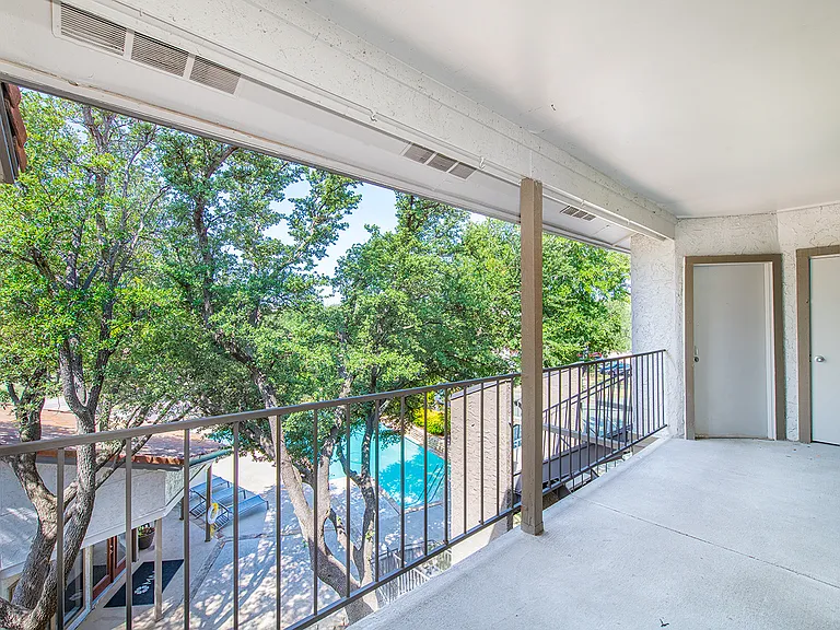 MAA Remington Hills — Photo 18