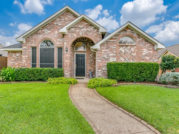 7022 Charleston Dr, Rowlett, TX 75089