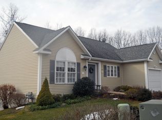 5 Ginger Cir, Portland, CT 06480