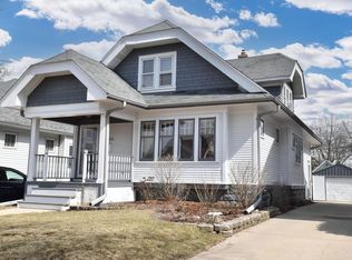 2138 N 68th St, Wauwatosa, WI 53213