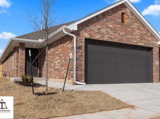 12925 Willow Villas Dr #A, Yukon, OK 73099