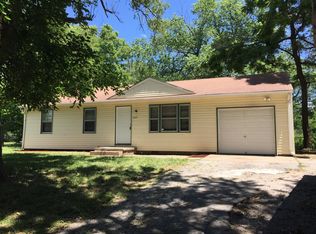 9315 Grandview Rd, Kansas City, MO 64132