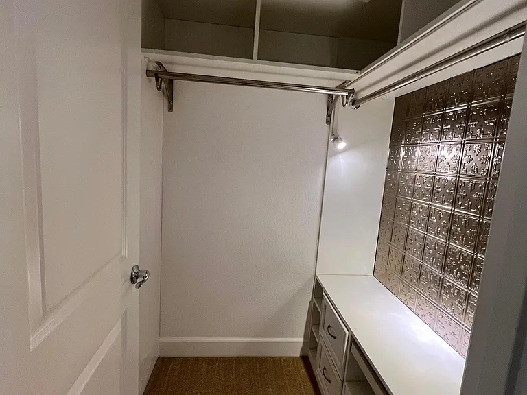 379 W Beckman Ct — Photo 23