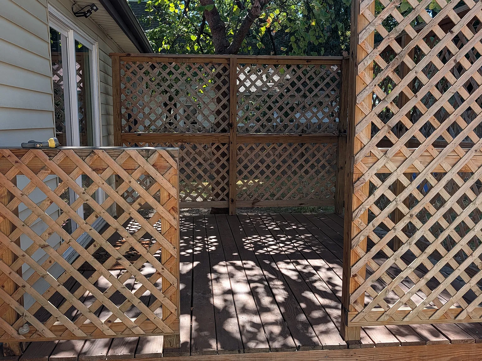 304 SE C St — Photo 4