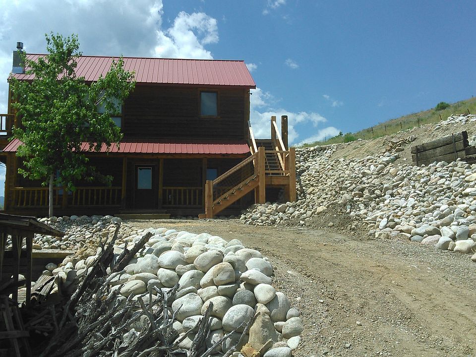 View from Shop/Lower Drivewa