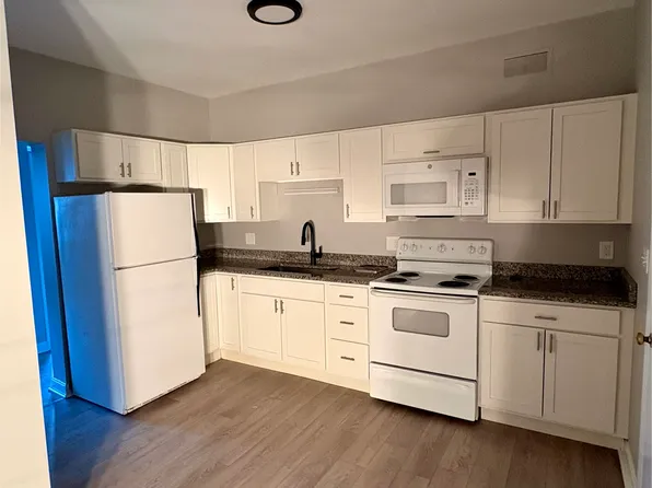 30 Elmgrove Ave APT 2, Providence, RI 02906