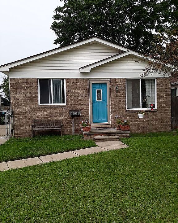 1st image of 29031 Tawas St