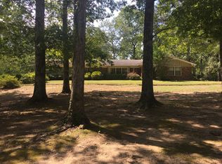 211 E Ridge Dr, Louisville, MS 39339