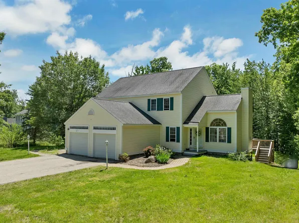 210 Kent Farm Road #2, Hampstead, NH 03841-2141