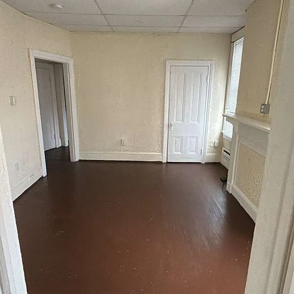 457 W Washington St #3 — Photo 3