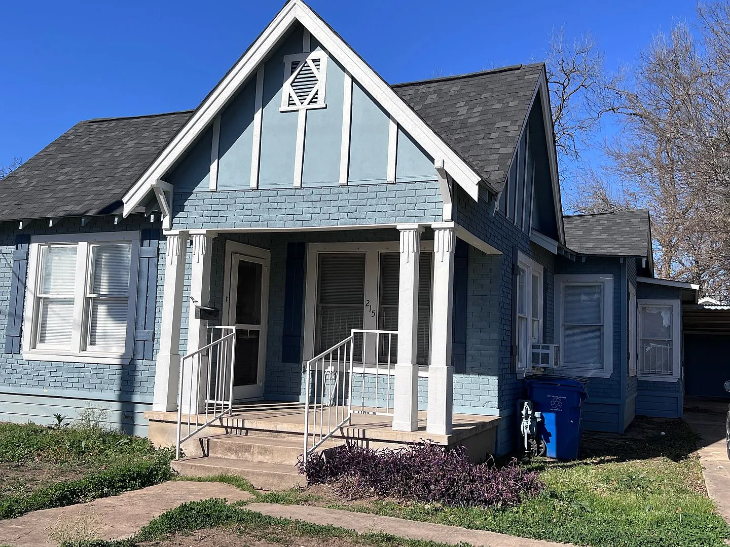 Palm Heights — Photo 3