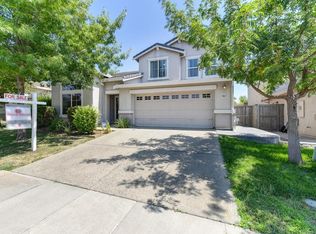9617 Apple Mill Dr, Elk Grove, CA 95624
