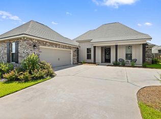 212 Blaze Blvd, Freeport, FL 32439