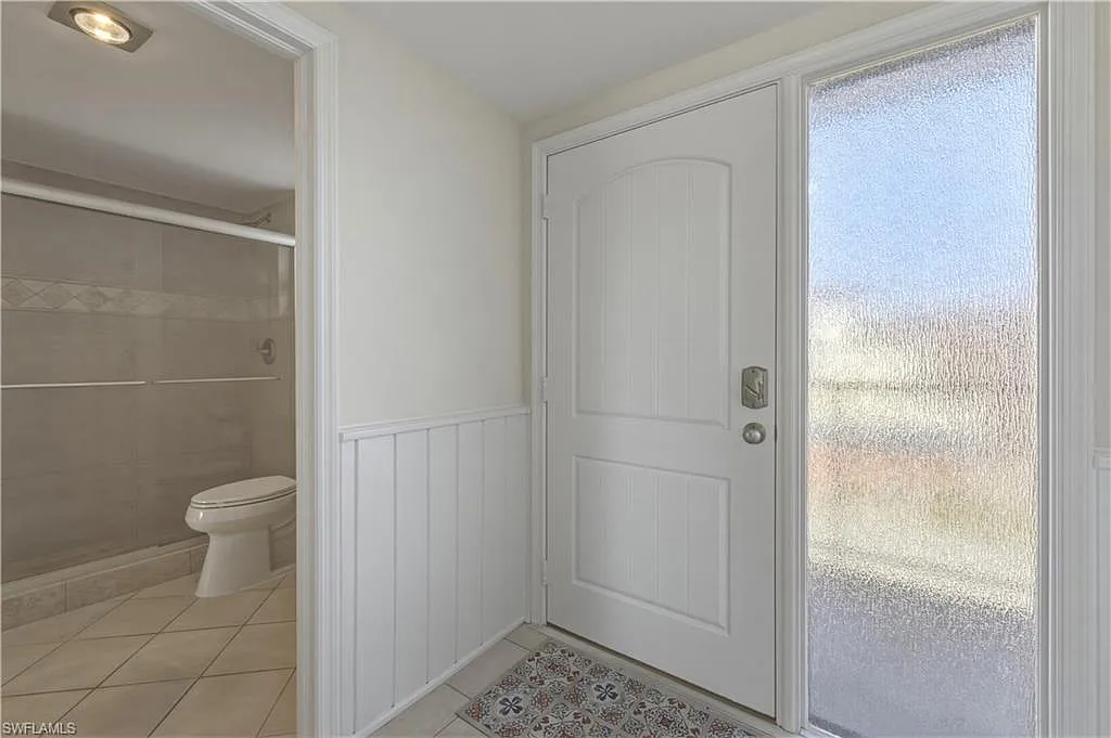 1 bed, 1.0 bath, 815 sqft, $5,000 — Photo 3