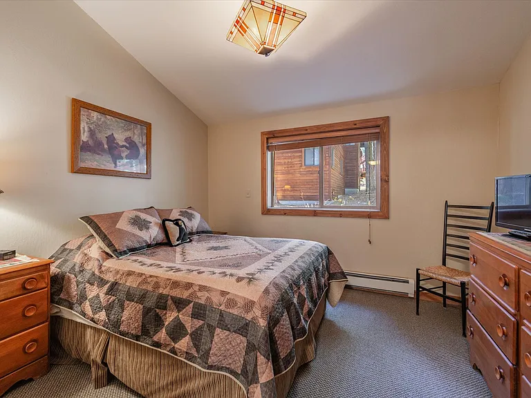 400 Grimsel Pass Rd — Photo 12