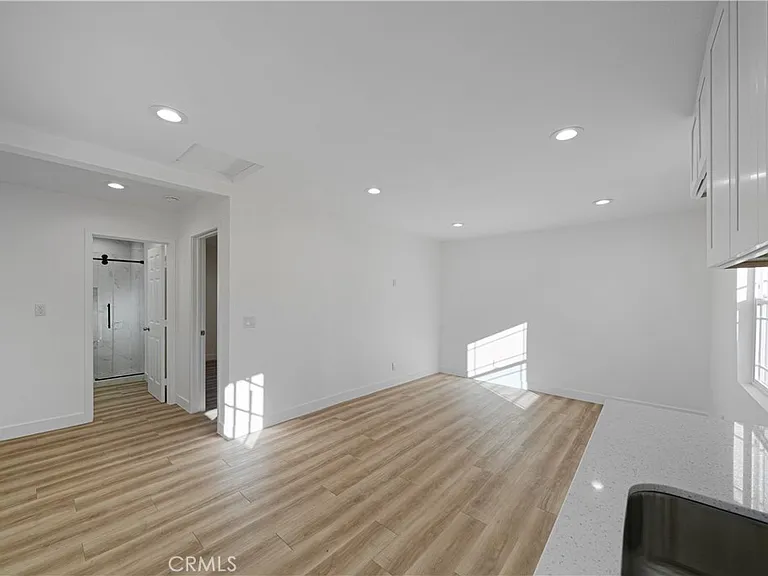 2006 E Lakeshore Dr — Photo 11