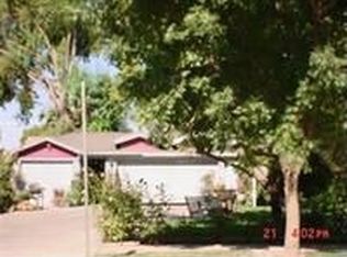 842 K St, Reedley, CA 93654