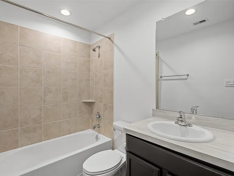 22306 Forest Gorge Ln — Photo 14