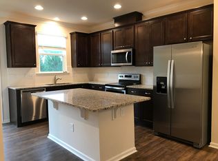 2216 Red Knot Ln, Apex, NC 27502