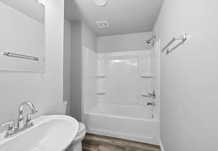 133 W 13th Ave #A — Photo 14