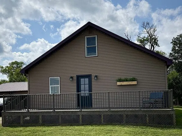 865 Matlock Blvd, Sheldon, IA 51201