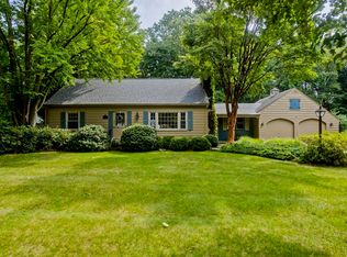 14 Leemond St, Wilbraham, MA 01095