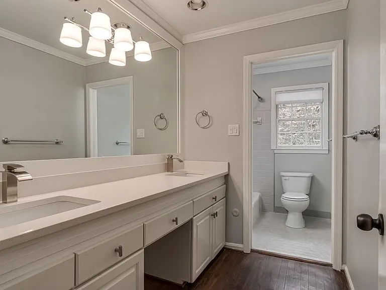 4601 Club Cir NE — Photo 18