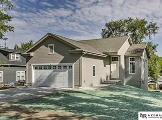 380 Maple St, Springfield, NE 68059