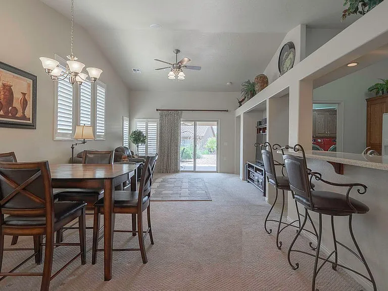 4592 S Elrose Dr — Photo 5