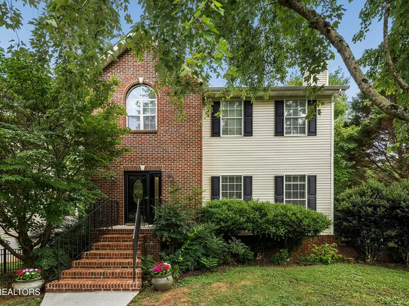 8854 Brucewood Ln, Knoxville, TN 37923