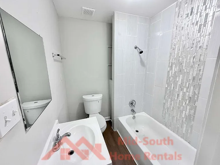 1549 Patton St — Photo 21
