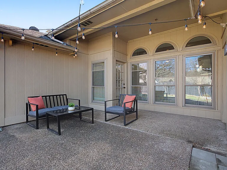 1203 Babbling Brook Dr — Photo 29