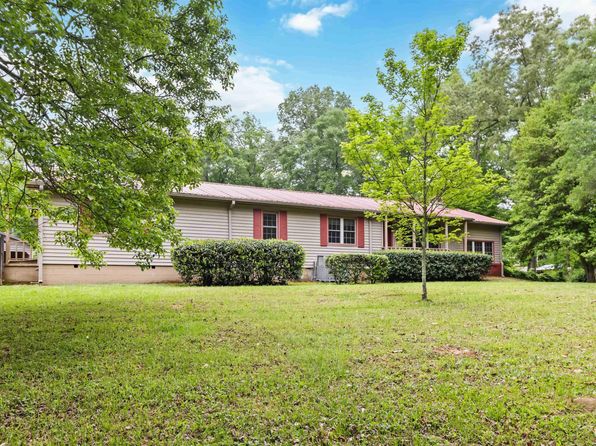 8474 Wolf Creek Rd, Pell City, AL 35128