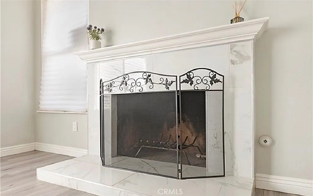 3 bed, 1105 sqft, $3,000 — Photo 3