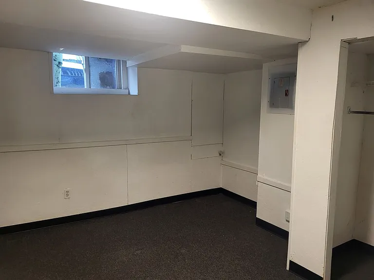 356 Ophelia St — Photo 17