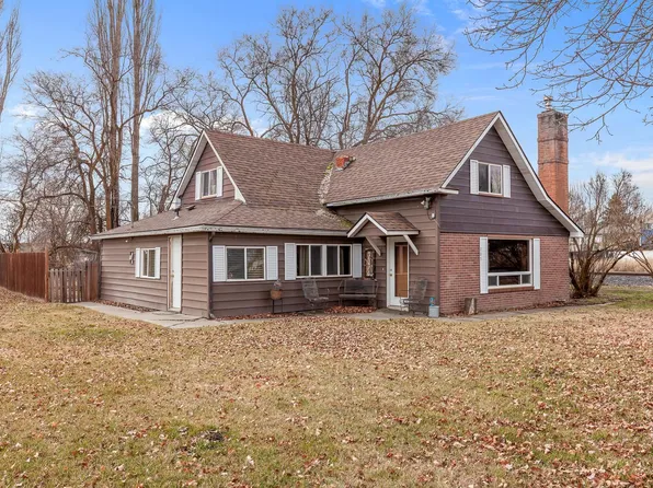 205 E 1st Ave, Spangle, WA 99031