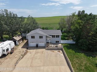 2329 S Main Ave, Dickinson, ND 58601