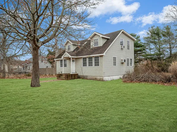 50 Park View Drive, Shirley, NY 11967