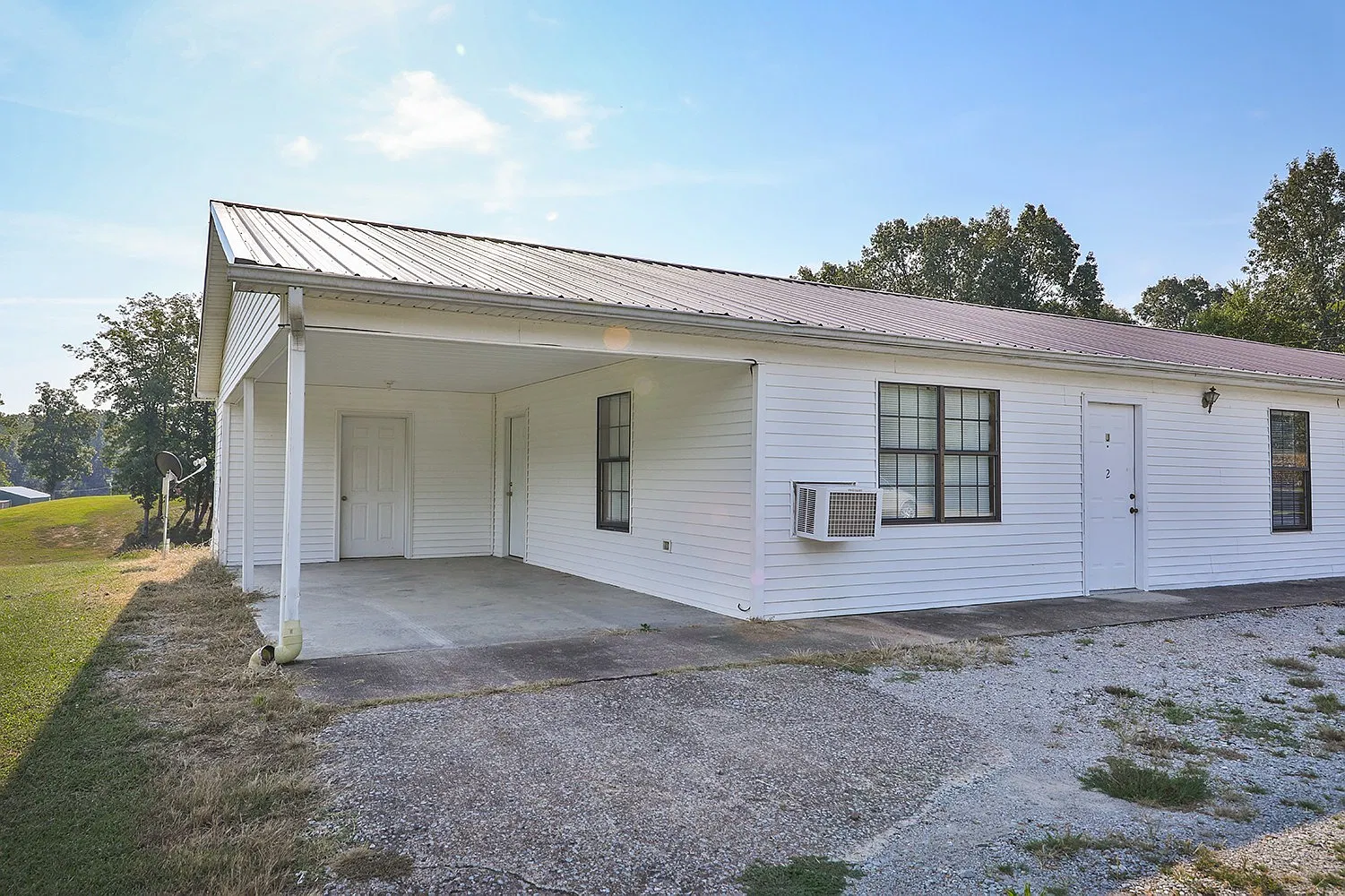 2 Bd 1 Ba Duplex! — Photo 2