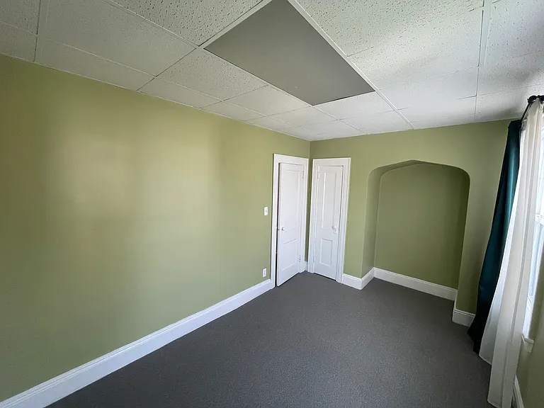 57-60 Cooper Ave #2 — Photo 7