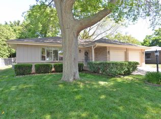 5341 Langdale Dr, Racine, WI 53402