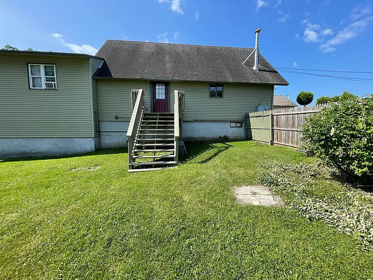 3724 Shelburne Rd — Photo 22