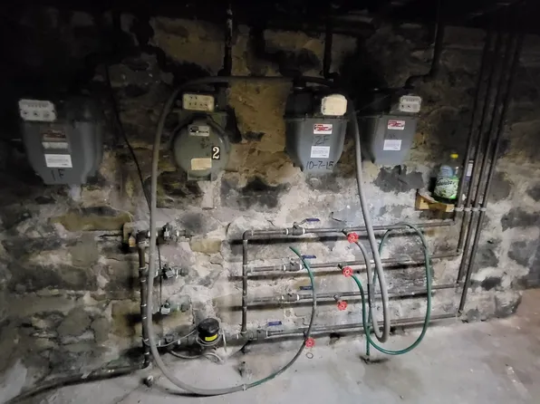 1506 Summit Avenue image 43 of 44