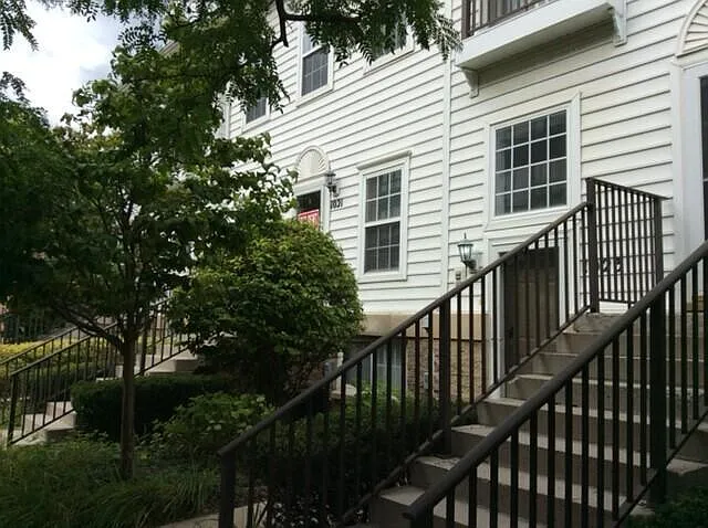 Building Photo - 1021 Maiden Ln