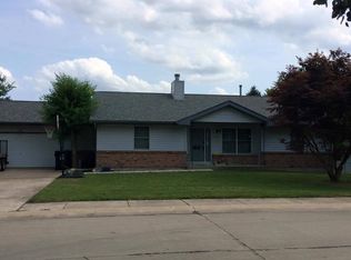 210 3rd St, Wentzville, MO 63385