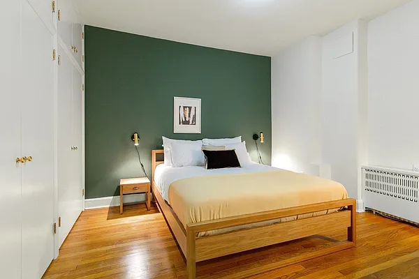 Rented by FirstService Realty (legacy) | media 57