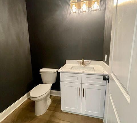 5th image of 4226 Piland Park